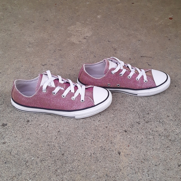 3 Junior girls Converse shoes - Picture 4 of 13